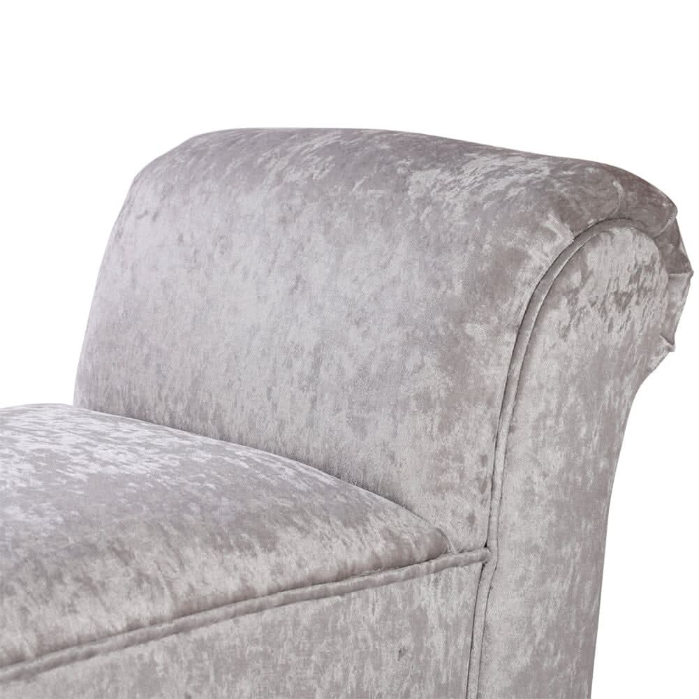 Tufted Velvet Buttoned Bench with Raised Arms