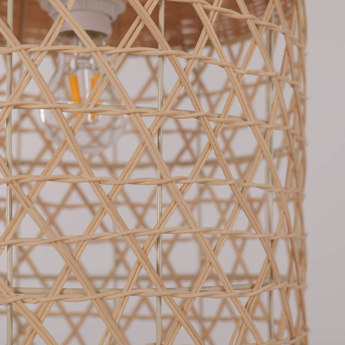 Lightsin Japanese Capsule-Shaped Rattan Pendant Light