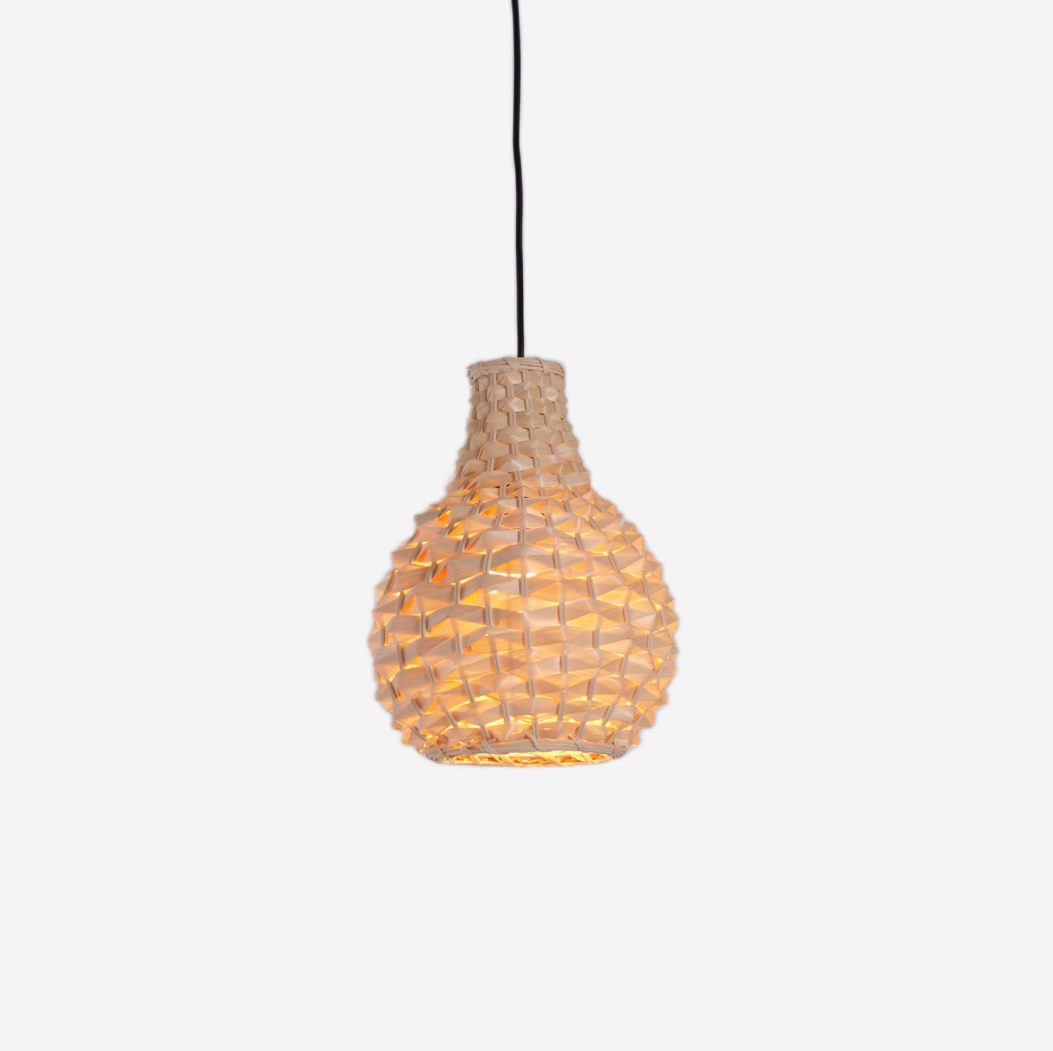 Lightsin Bamboo Hand-Weaving Pendant Light Natural Art Lighting Fixture